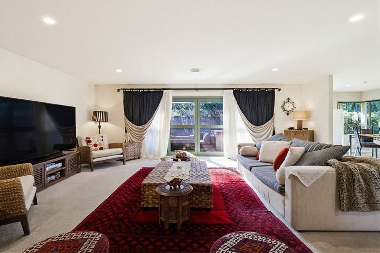 Photo of property in 14 Holdsworth Drive, Otamatea, Whanganui, 4500
