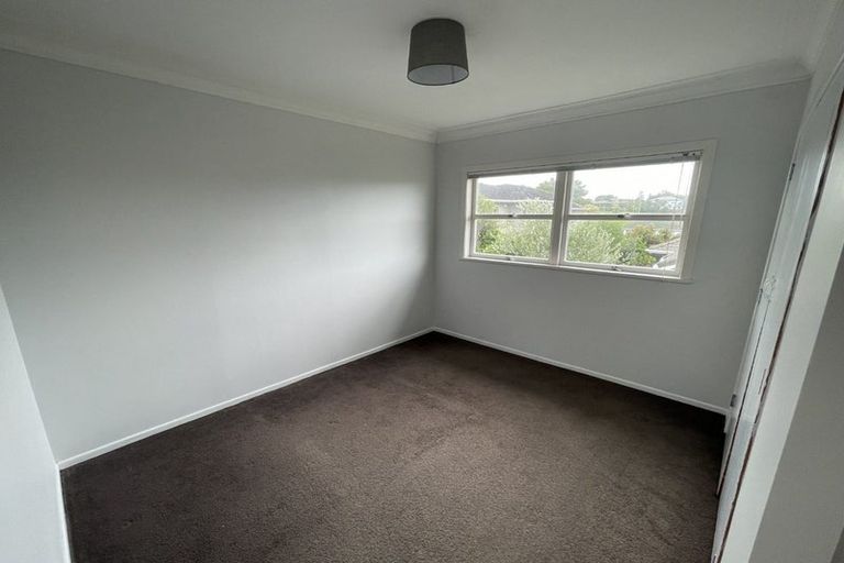 Photo of property in 25 Alamein Avenue, Belmont, Auckland, 0622