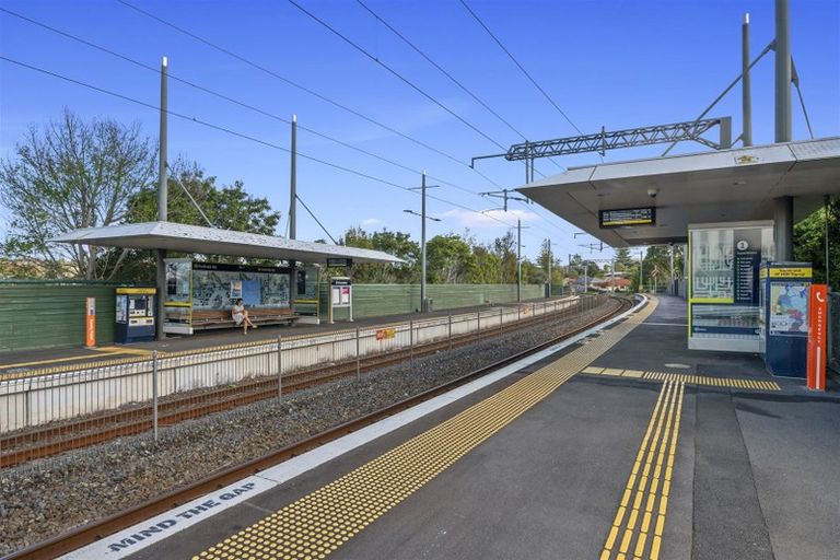 Photo of property in 12a Croydon Road, New Lynn, Auckland, 0600