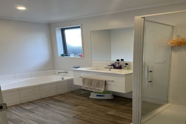 Photo of property in 8 George Square West, Wigram, Christchurch, 8025