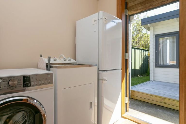 Photo of property in 14 Motuoapa Esplanade, Motuoapa, 3382