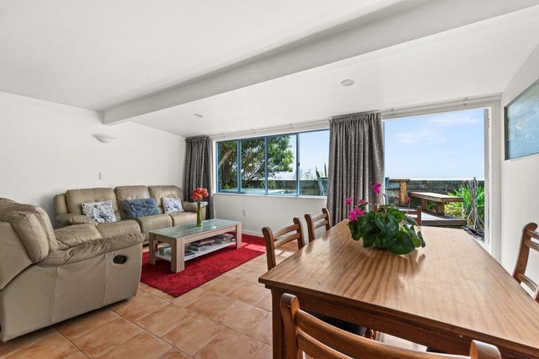 Photo of property in 285 Clifton Road, Te Awanga, 4102