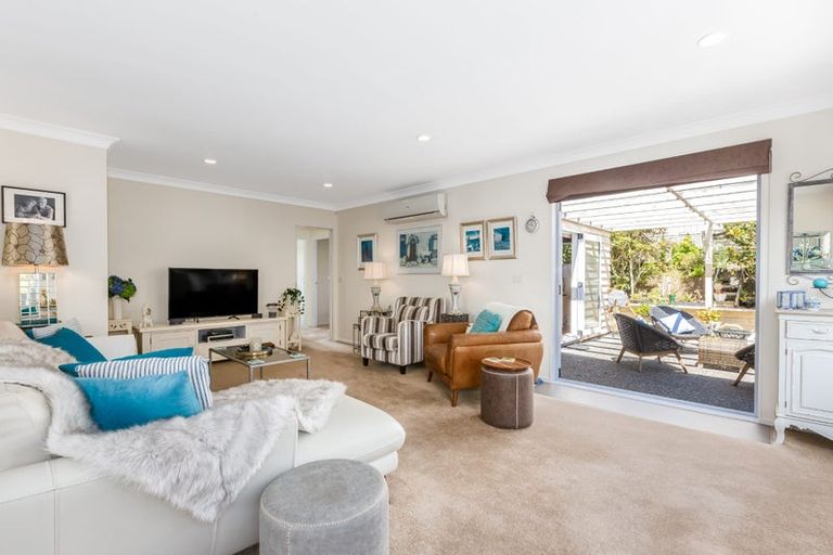 Photo of property in 66 Staithes Drive North, Whitby, Porirua, 5024