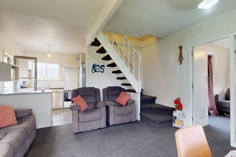 Photo of property in 61 Tancred Street, Rakaia, 7710