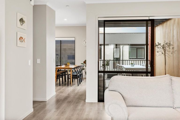 Photo of property in 12 Kerewhenua Crescent, Hobsonville, Auckland, 0616