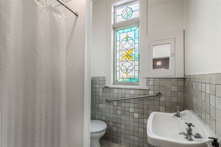 Photo of property in 9 Macky Avenue, Devonport, Auckland, 0624