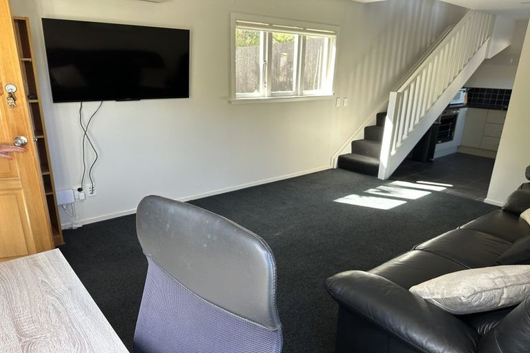 Photo of property in 18 Lower Watt Street, Wadestown, Wellington, 6012