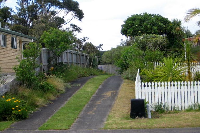 Photo of property in 12 Papaunahi Road, Bowentown, Waihi Beach, 3177