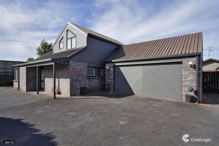 Photo of property in 32b Ashley Street, St Andrews, Hamilton, 3200