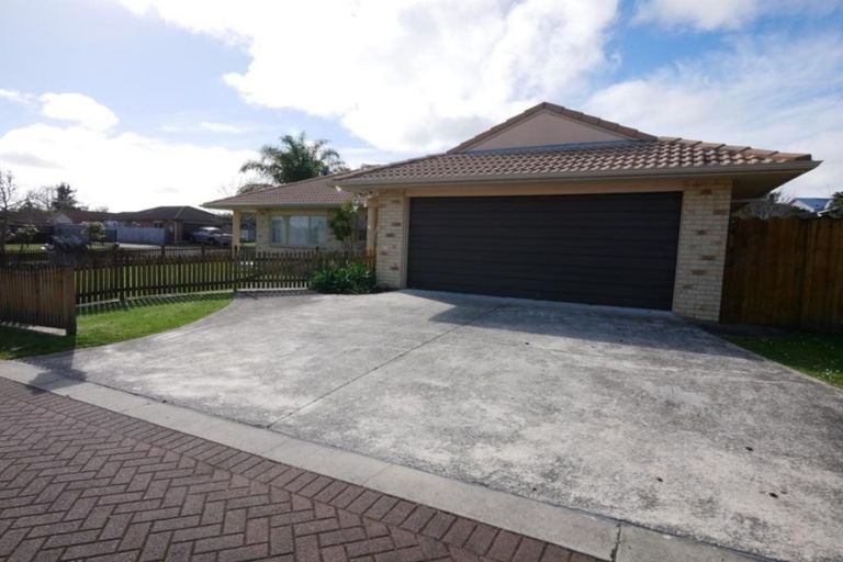 Photo of property in 37 Milson Drive, Papakura, 2110