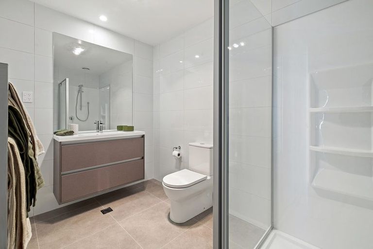 Photo of property in 529 Massey Road, Mangere, Auckland, 2022