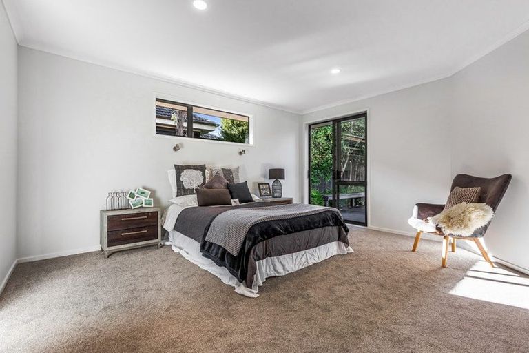 Photo of property in 15 Elliot Street, Riverhead, 0820