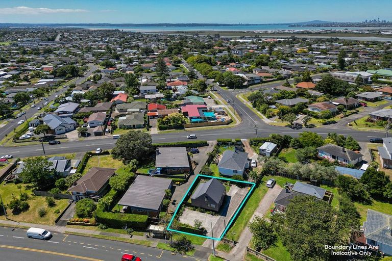 Photo of property in 261 Great North Road, Henderson, Auckland, 0612