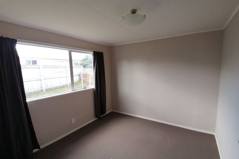 Photo of property in 4a Tainui Street, Castlecliff, Whanganui, 4501