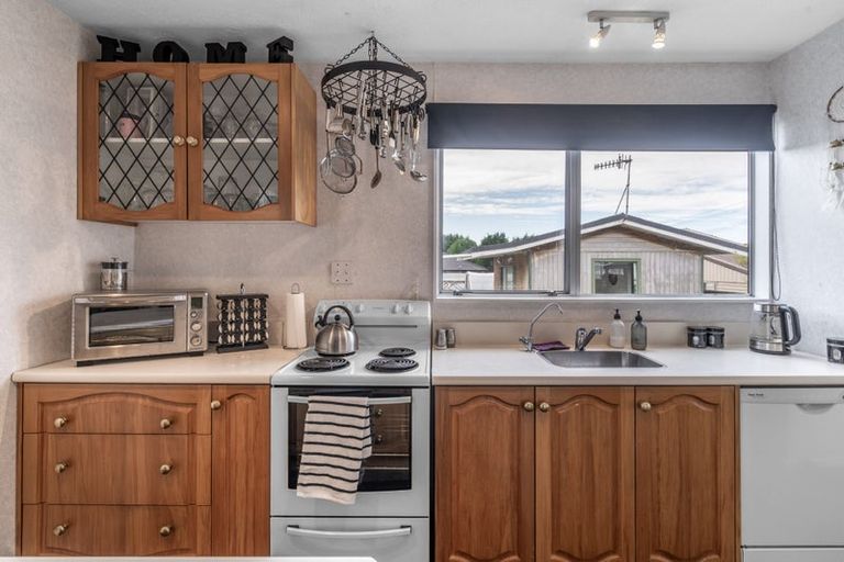 Photo of property in 3 O'byrne Street, Waikiwi, Invercargill, 9810