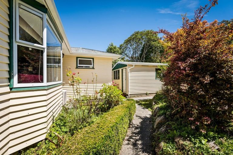 Photo of property in 98 Hair Street, Wainuiomata, Lower Hutt, 5014
