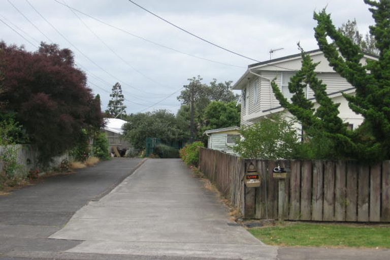 Photo of property in 1/179a Birkdale Road, Birkdale, Auckland, 0626