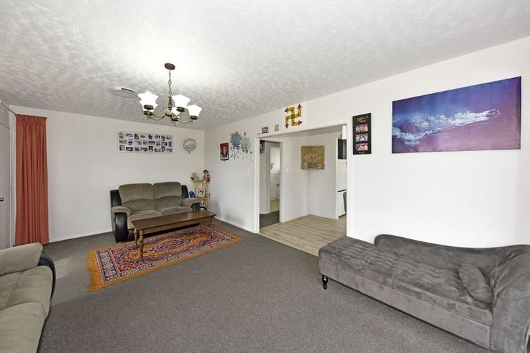 Photo of property in 3 Ansonby Street, Russley, Christchurch, 8042