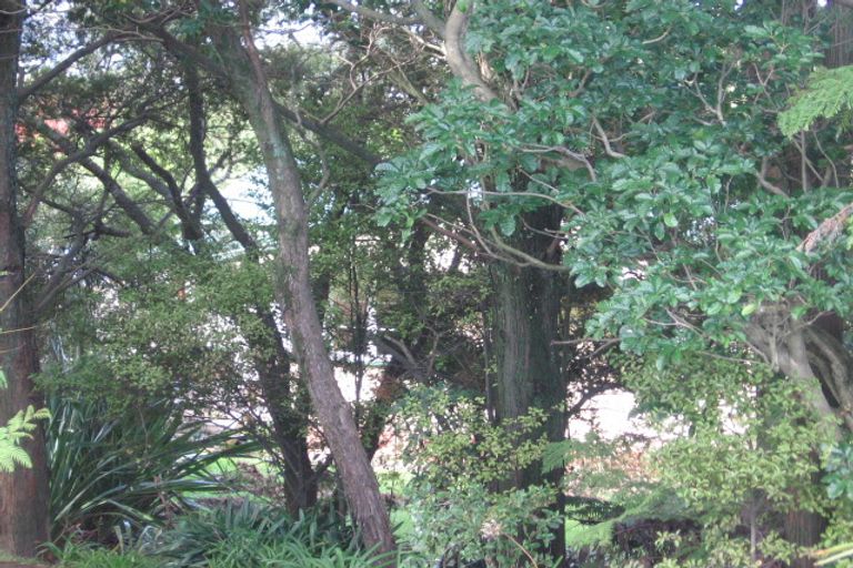 Photo of property in 242 Old Titirangi Road, Titirangi, Auckland, 0604