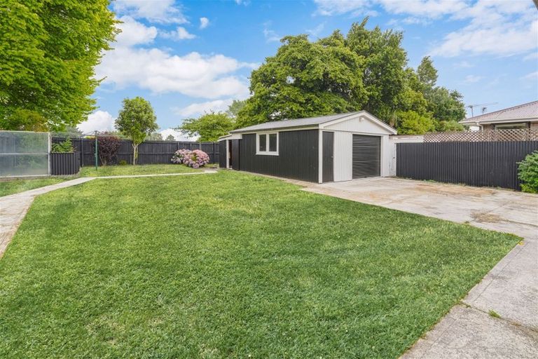 Photo of property in 51 Blankney Street, Hornby, Christchurch, 8042