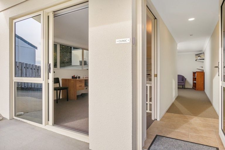 Photo of property in 61 Carlton Street, Bellevue, Tauranga, 3110