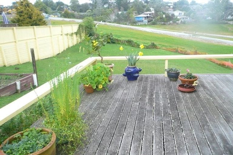 Photo of property in 3/12 Routley Drive, Glen Eden, Auckland, 0602