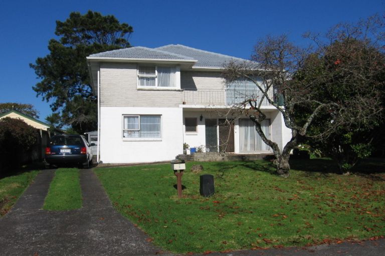 Photo of property in 6 Mickle Street, Te Atatu South, Auckland, 0610