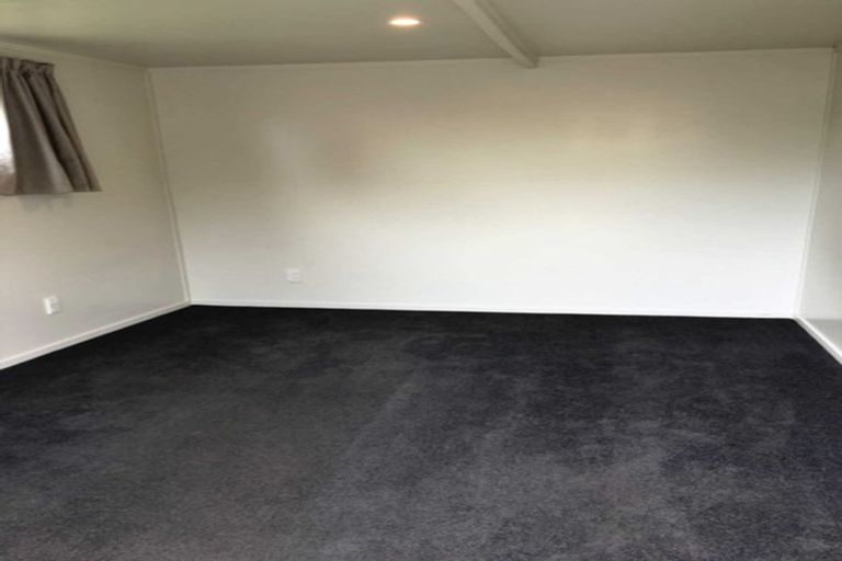 Photo of property in 17 Piko Crescent, Riccarton, Christchurch, 8041