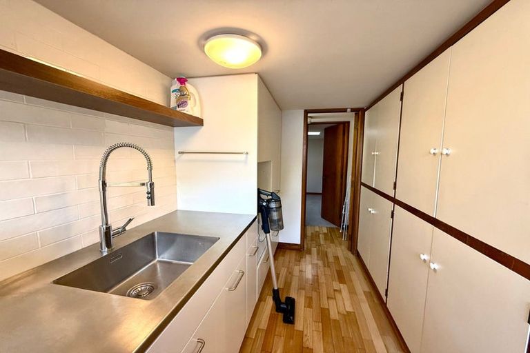 Photo of property in 23 Helmores Lane, Merivale, Christchurch, 8014
