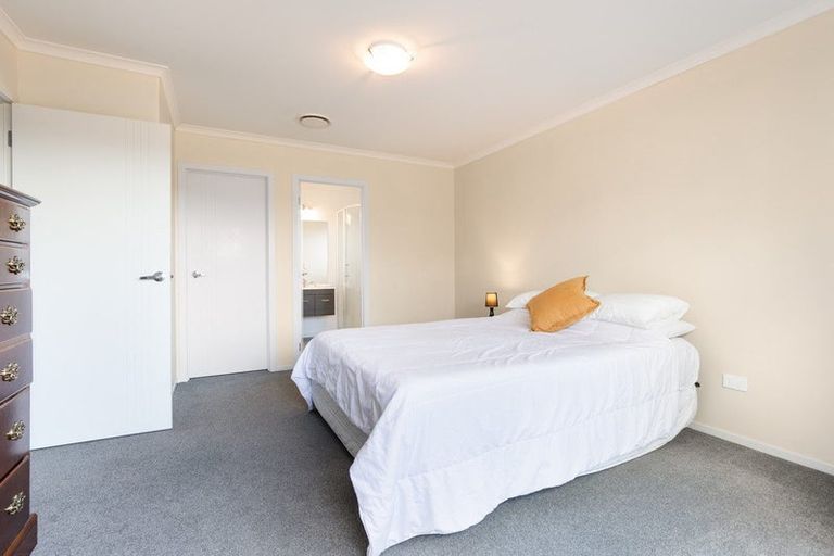 Photo of property in 46 Norfolk Drive, Cambridge, 3434