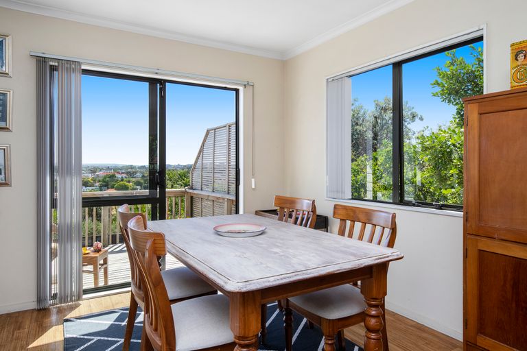 Photo of property in 31 Mellsop Avenue, Waiuku, 2123