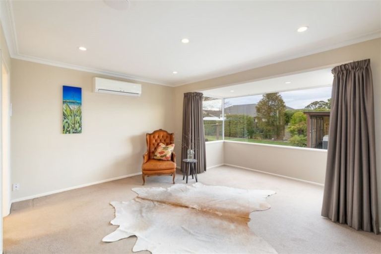 Photo of property in 23 Moyna Avenue, Dallington, Christchurch, 8061