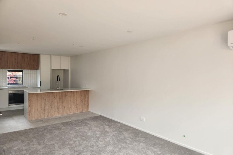 Photo of property in 10/24 Devonport Lane, St Albans, Christchurch, 8014