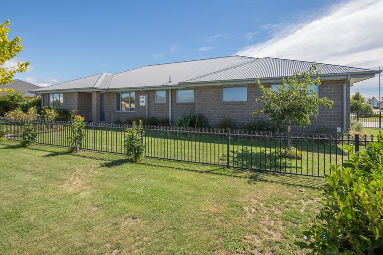Photo of property in 2 Jordan Street, Kaiapoi, 7630