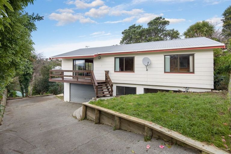 Photo of property in 44a Bassett Road, Johnsonville, Wellington, 6037