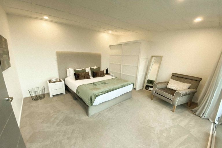 Photo of property in 22a Glendevere Terrace, Redcliffs, Christchurch, 8081