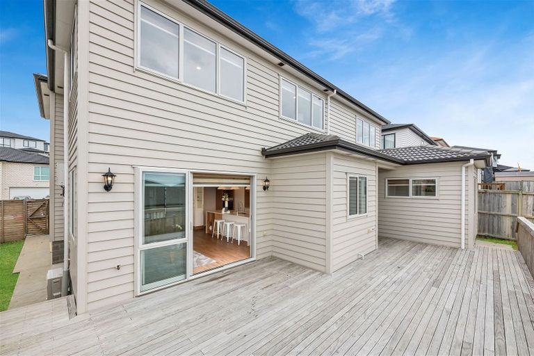 Photo of property in 7 Drover Close, Flat Bush, Auckland, 2019