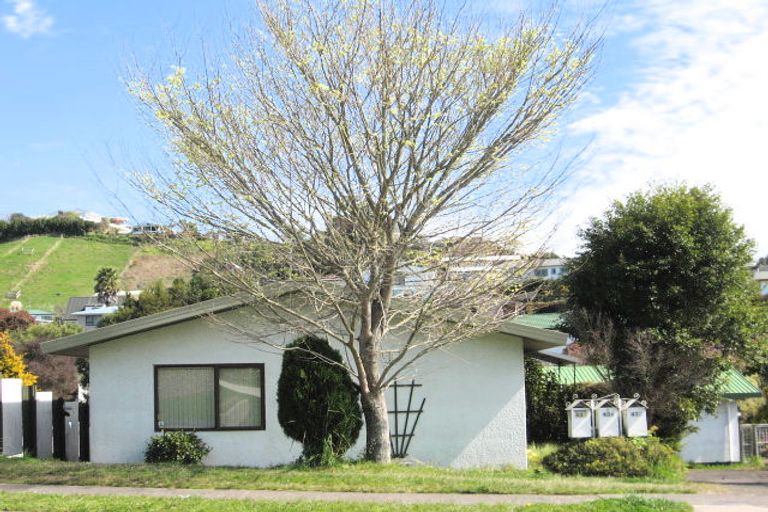 Photo of property in 43c Waitaha Road, Welcome Bay, Tauranga, 3112