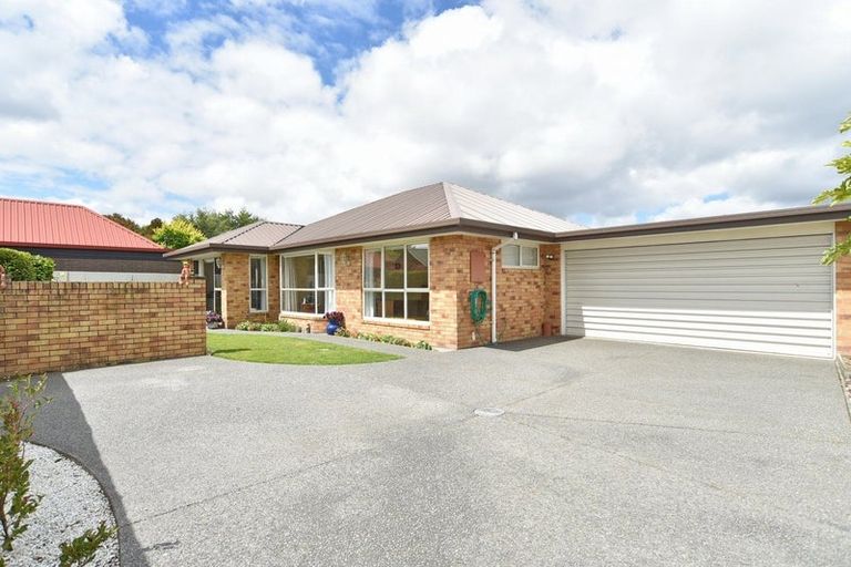 Photo of property in 74 Merrin Street, Avonhead, Christchurch, 8042