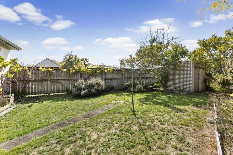 Photo of property in 25 Jellicoe Drive, Hamilton East, Hamilton, 3216