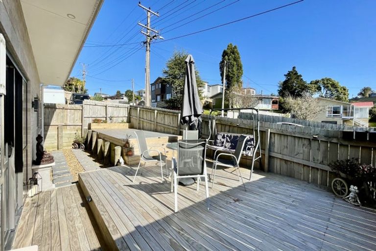 Photo of property in 19 Mason Street, New Lynn, Auckland, 0600