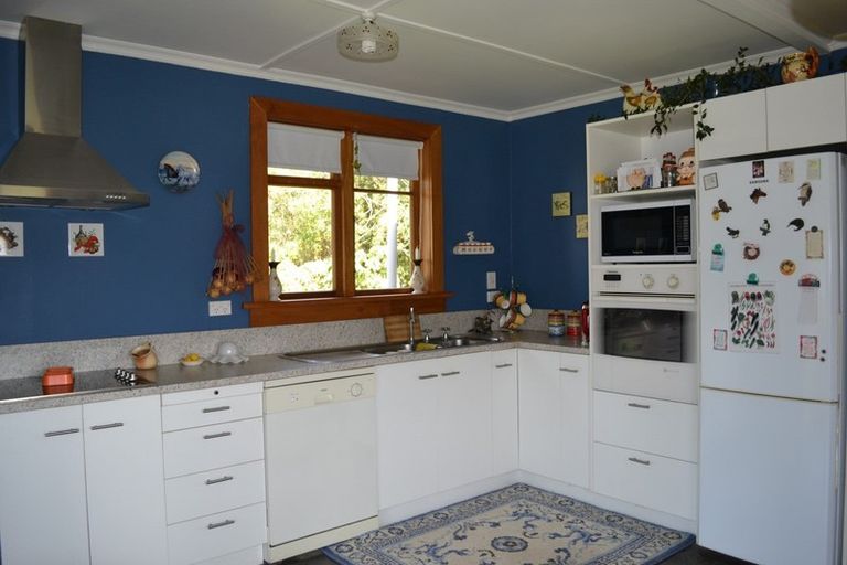 Photo of property in 19 Ord Street, Herbert, Oamaru, 9495