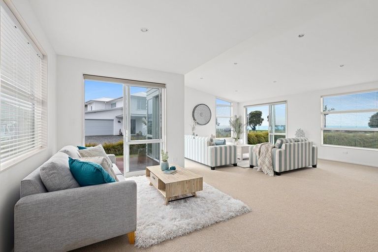 Photo of property in 12 Piper Lane, Snells Beach, 0920