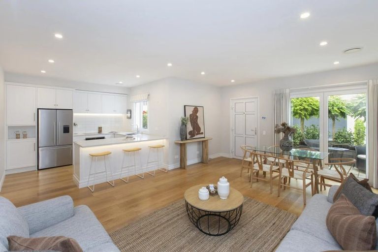 Photo of property in 3 John Britten Lane, Riccarton, Christchurch, 8011