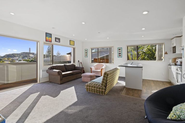 Photo of property in 12 Lavender Close, Spotswood, New Plymouth, 4310