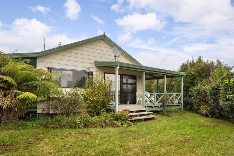 Photo of property in 9 Mcclean Place, Ngatea, 3503