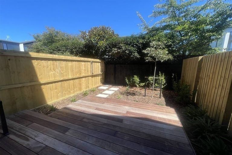 Photo of property in 15/24 Devonport Lane, St Albans, Christchurch, 8014