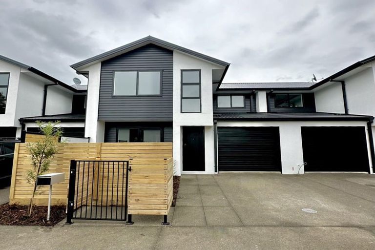Photo of property in 62 Martingale Drive, Whitby, Porirua, 5024