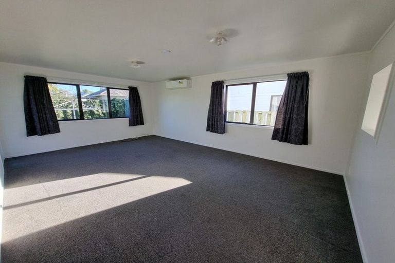 Photo of property in 9b Wyndham Road, Hannahs Bay, Rotorua, 3010