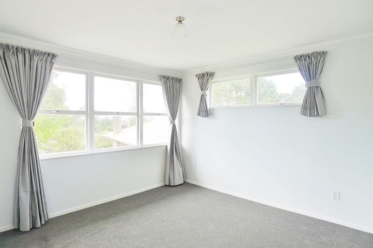 Photo of property in 63 Rehia Road, Massey, Auckland, 0614